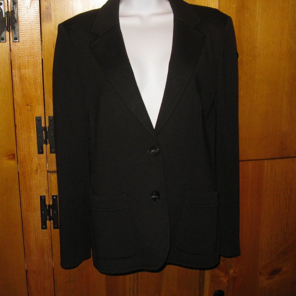 Classic 100% virgin wool  blazer